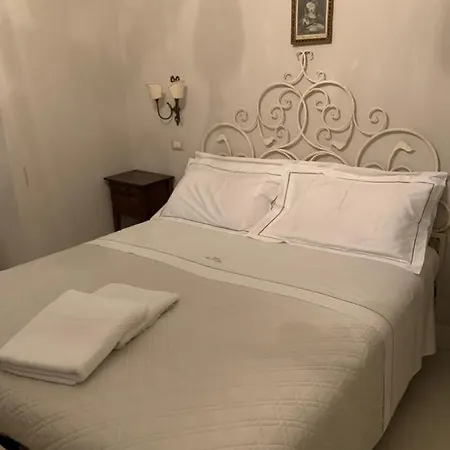 Relais Real Collegio Szálloda Noli