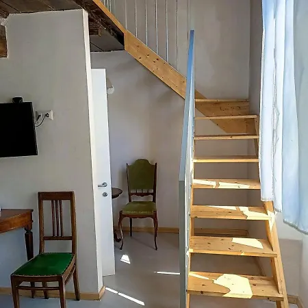 Relais Real Collegio Szálloda 3*