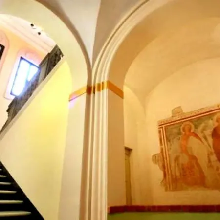 Relais Real Collegio Ξενοδοχείο