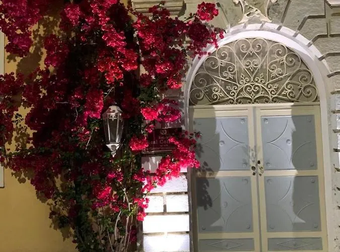Relais Real Collegio Hotel