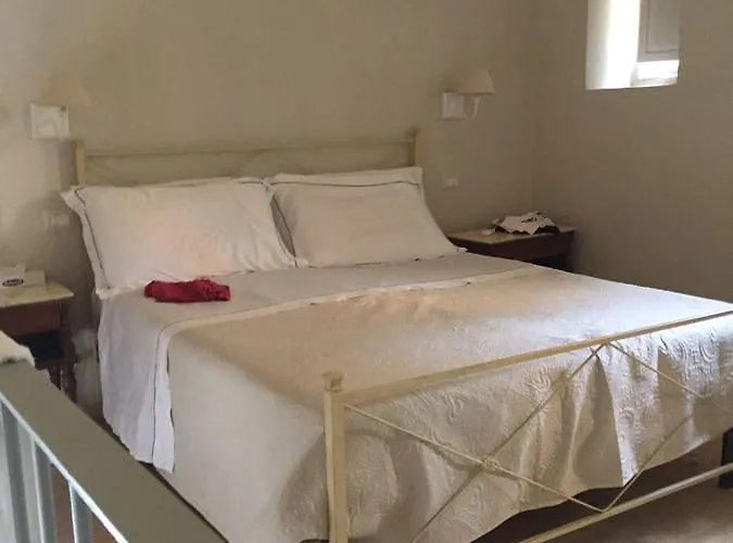 Relais Real Collegio Hotel