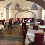 Relais Real Collegio Hotel