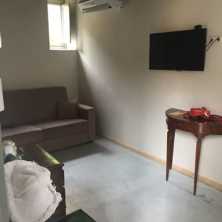 皇家学院酒店 3*