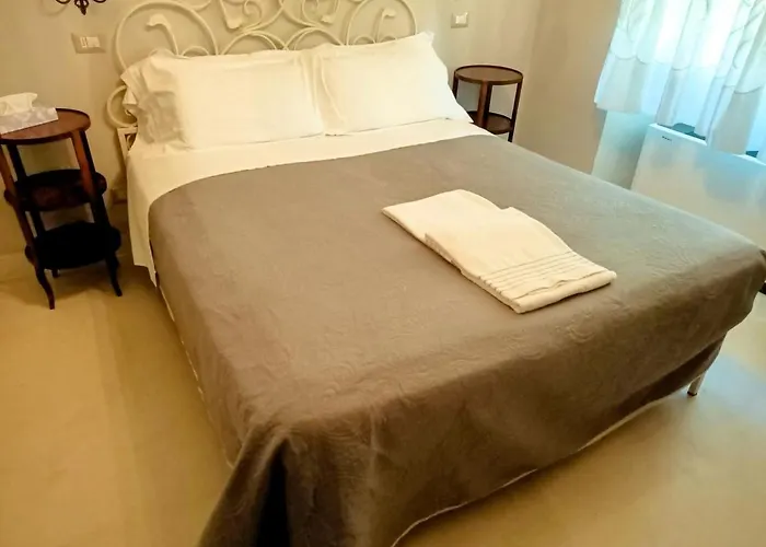 Relais Real Collegio ノーリ